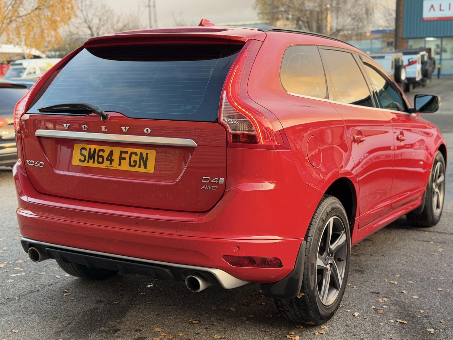 Used Volvo XC60 2015 for sale - 76606438: Photo 10