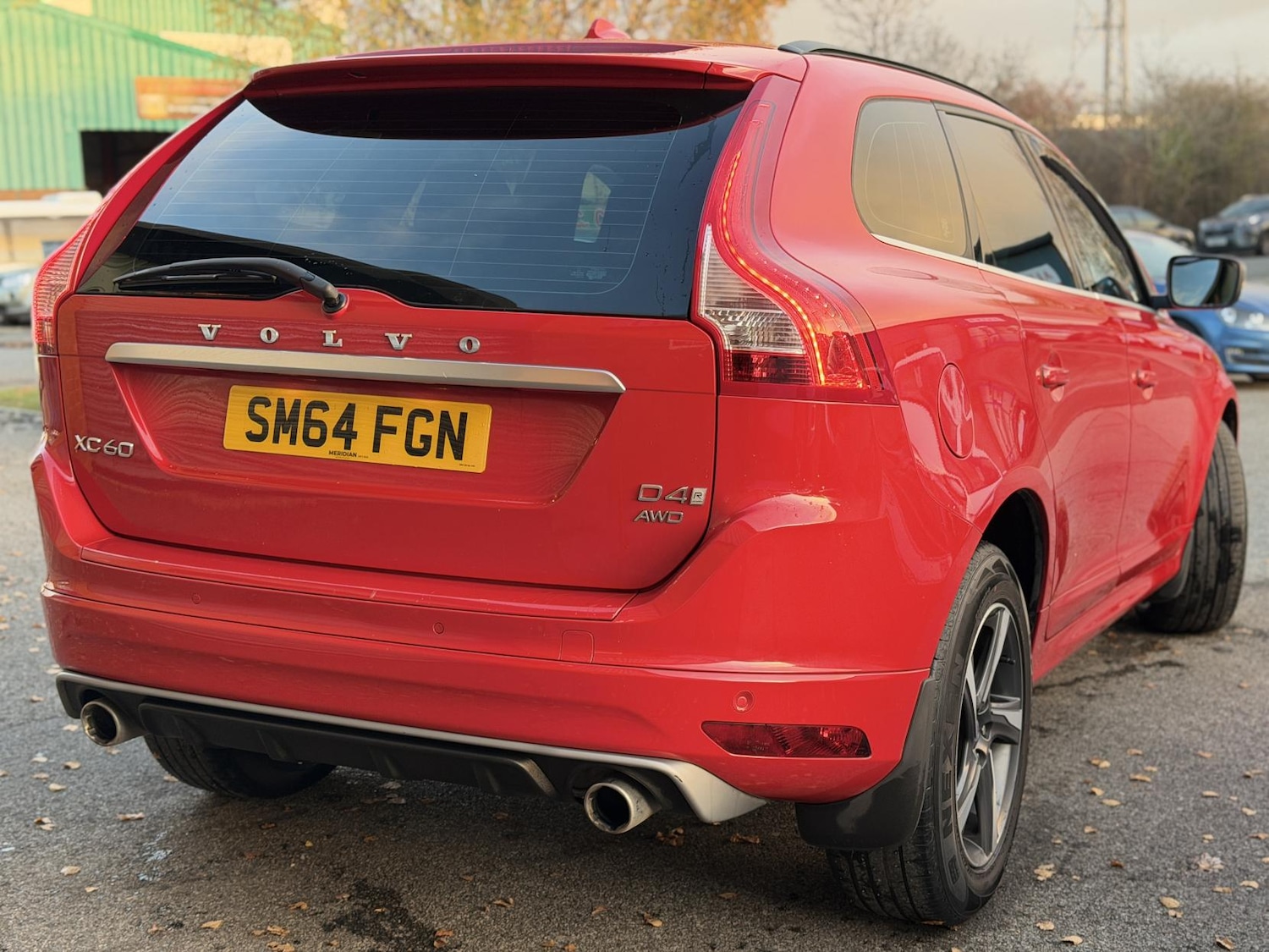 Used Volvo XC60 2015 for sale - 76606438: Photo 2