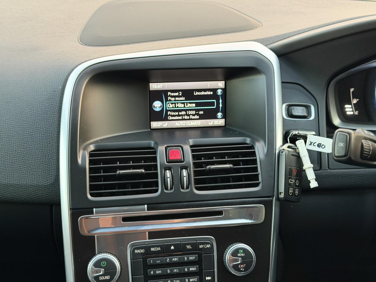 Used Volvo XC60 2015 for sale - 76606438: Photo 25