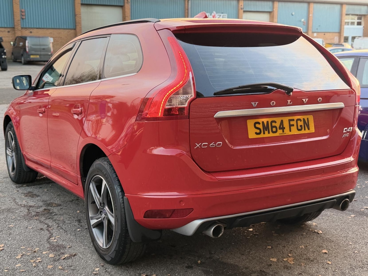 Used Volvo XC60 2015 for sale - 76606438: Photo 9