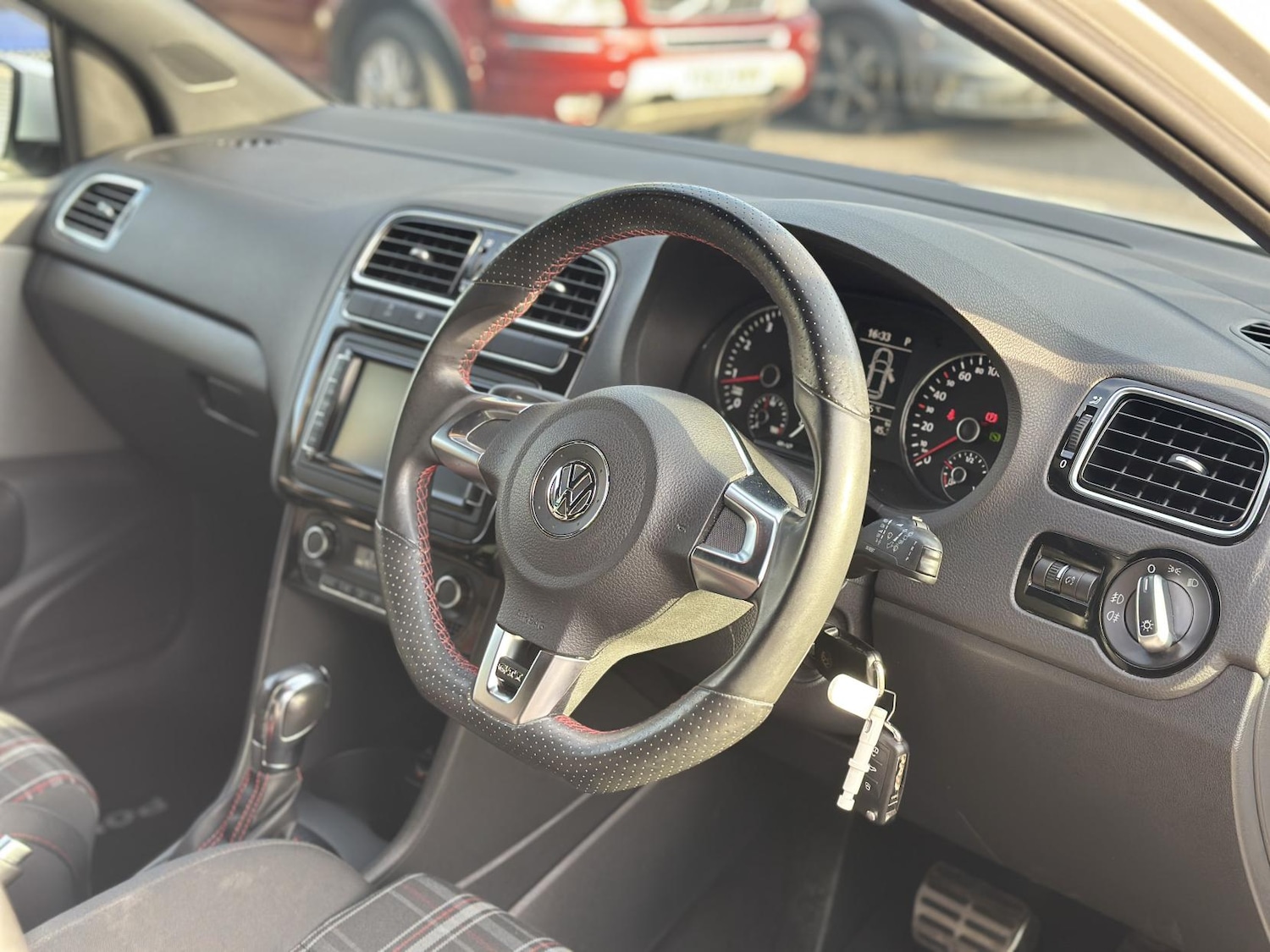 Used Volkswagen Polo 2013 for sale - 76222979: Photo 15