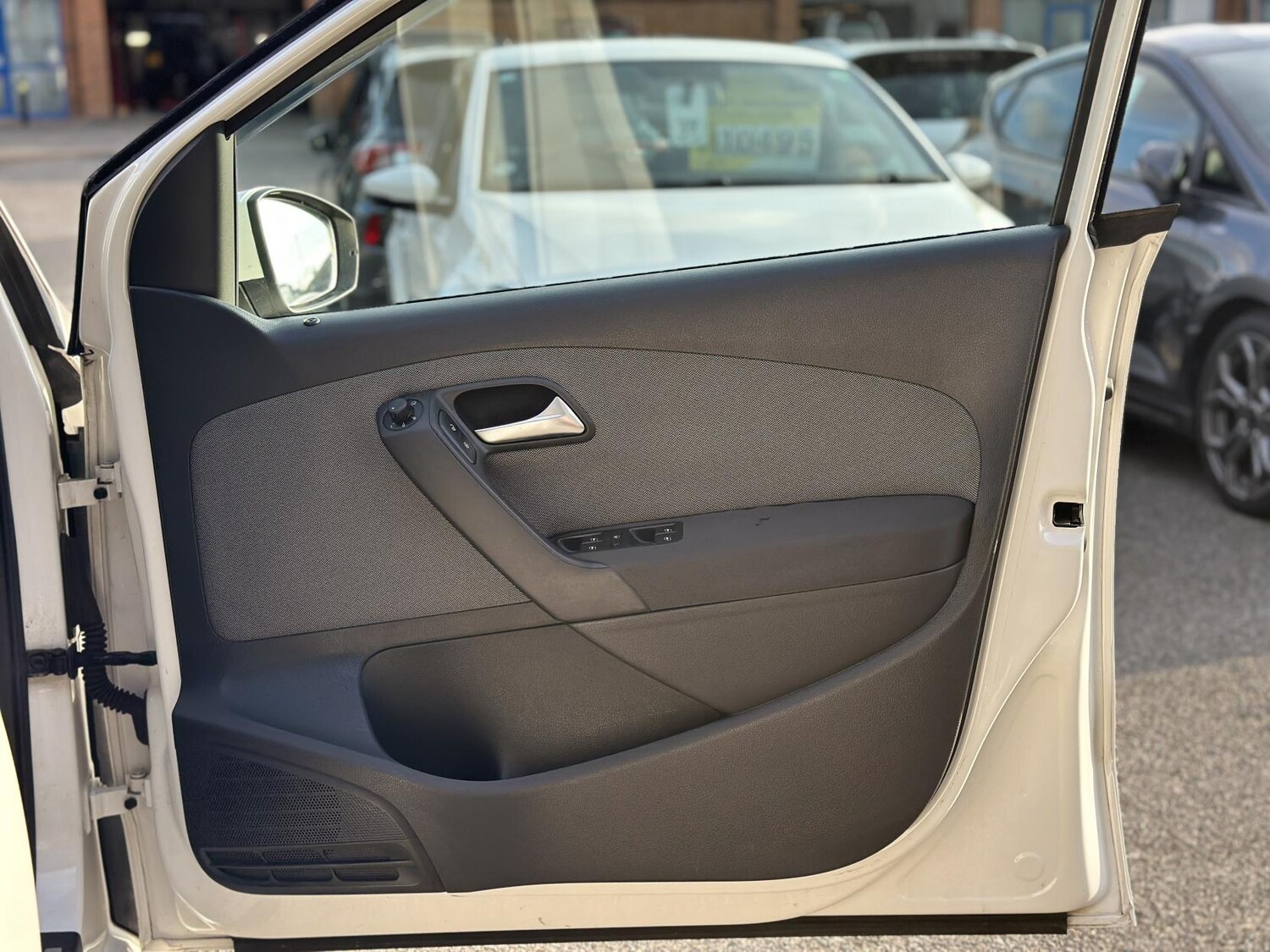 Used Volkswagen Polo 2013 for sale - 76222979: Photo 16