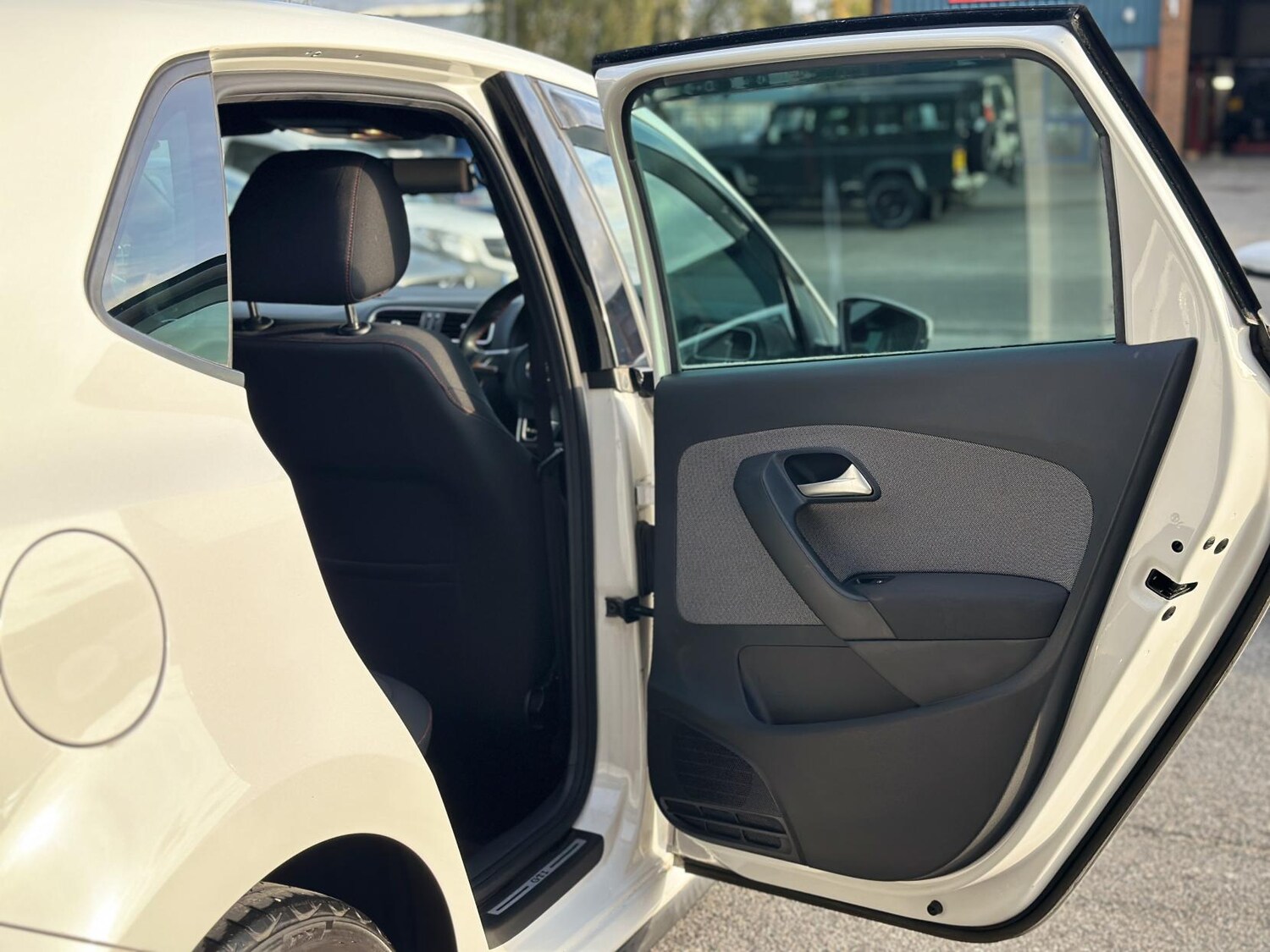 Used Volkswagen Polo 2013 for sale - 76222979: Photo 28
