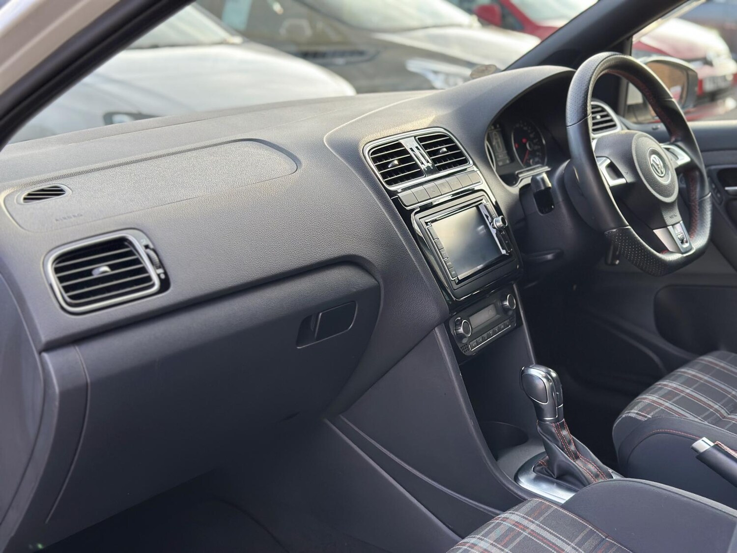 Used Volkswagen Polo 2013 for sale - 76222979: Photo 35