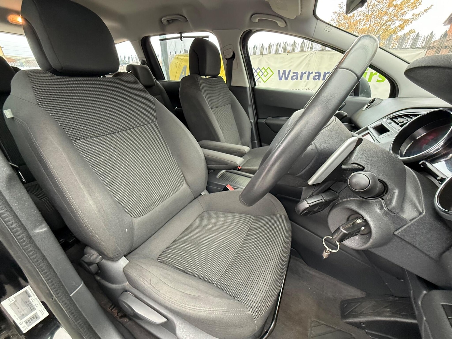 Used Peugeot 5008 2012 for sale - 76317760: Photo 18