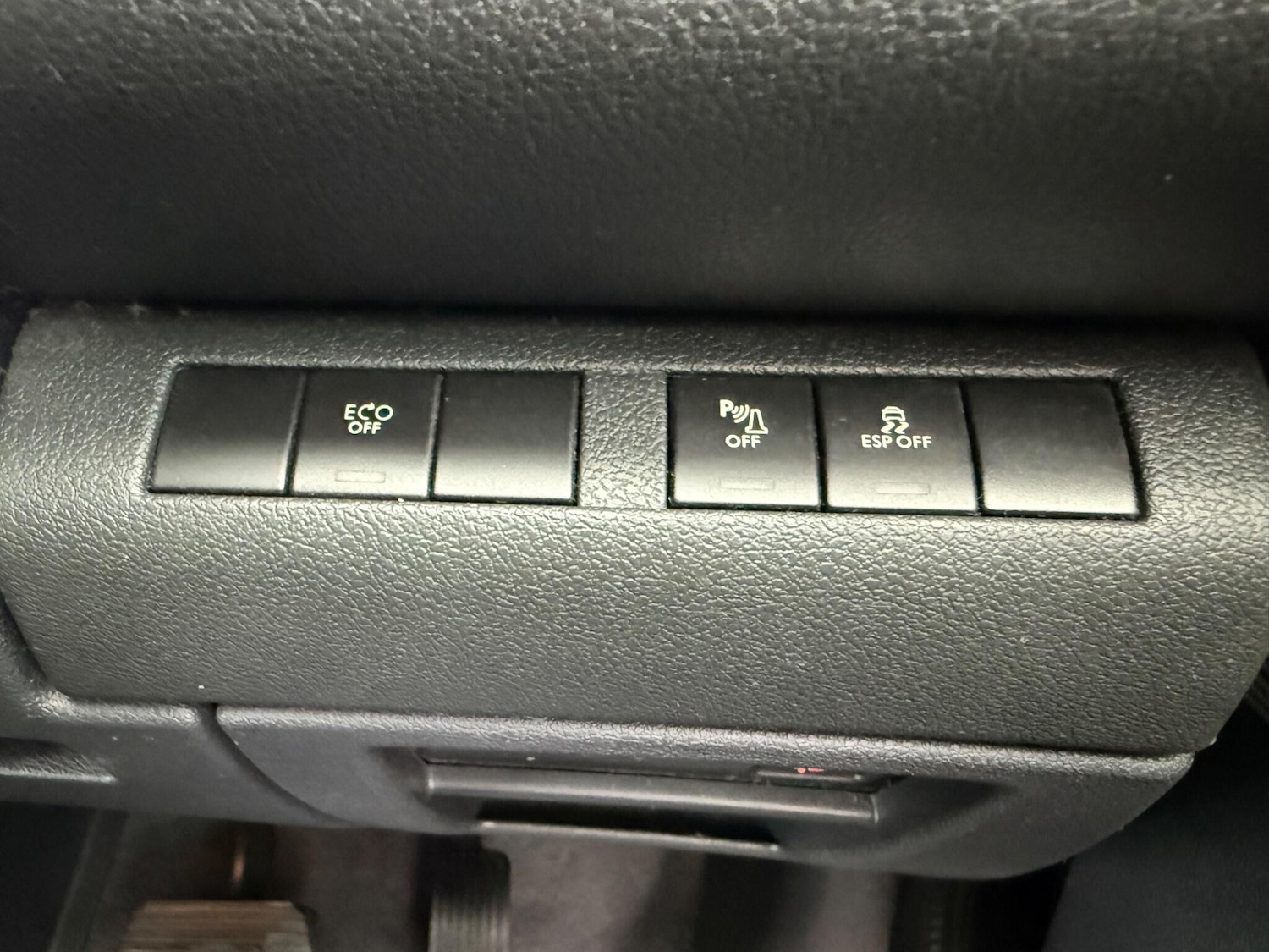 Used Peugeot 5008 2012 for sale - 76317760: Photo 31