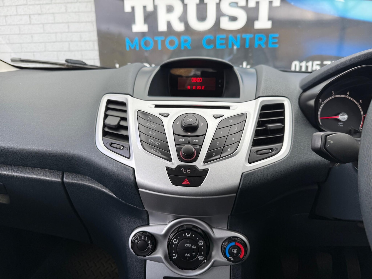 Used Ford Fiesta 2012 for sale - 76399005: Photo 32