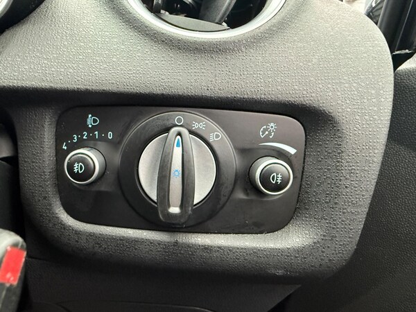 Used Ford Fiesta 2013 for sale - 76307304: Photo 33
