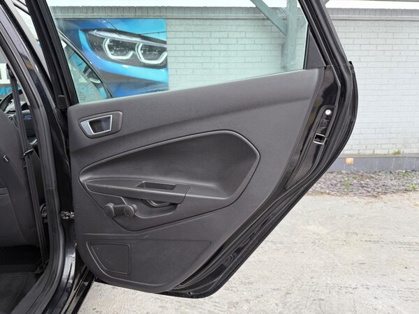 Used Ford Fiesta 2013 for sale - 76307304: Photo 36
