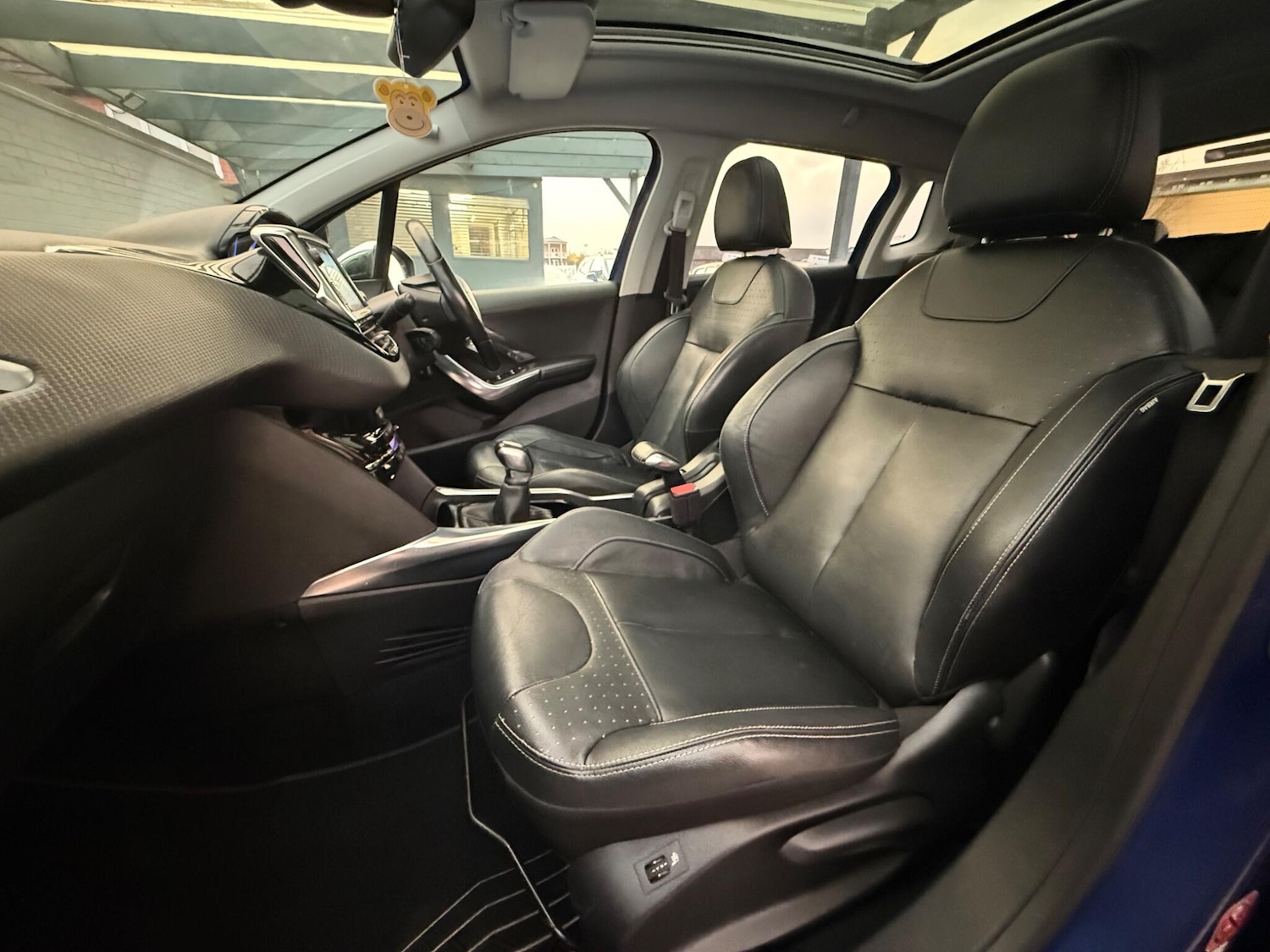 Used Peugeot 2008 2015 for sale - 76521942: Photo 21