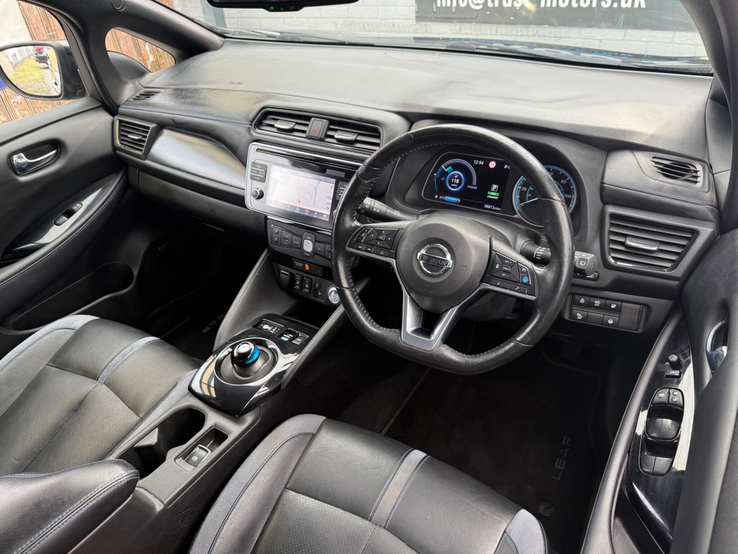 Used Nissan Leaf 2018 for sale - 76371436: Photo 19