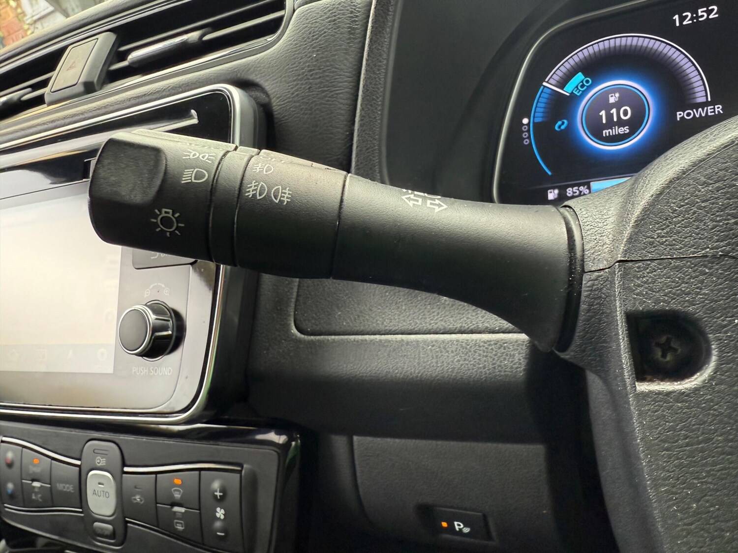Used Nissan Leaf 2018 for sale - 76371436: Photo 29