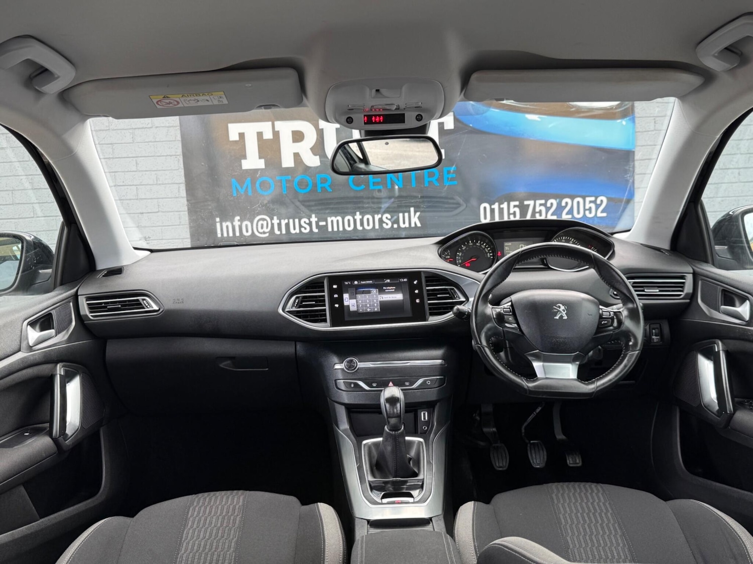 Used Peugeot 308 2015 for sale - 76432737: Photo 18