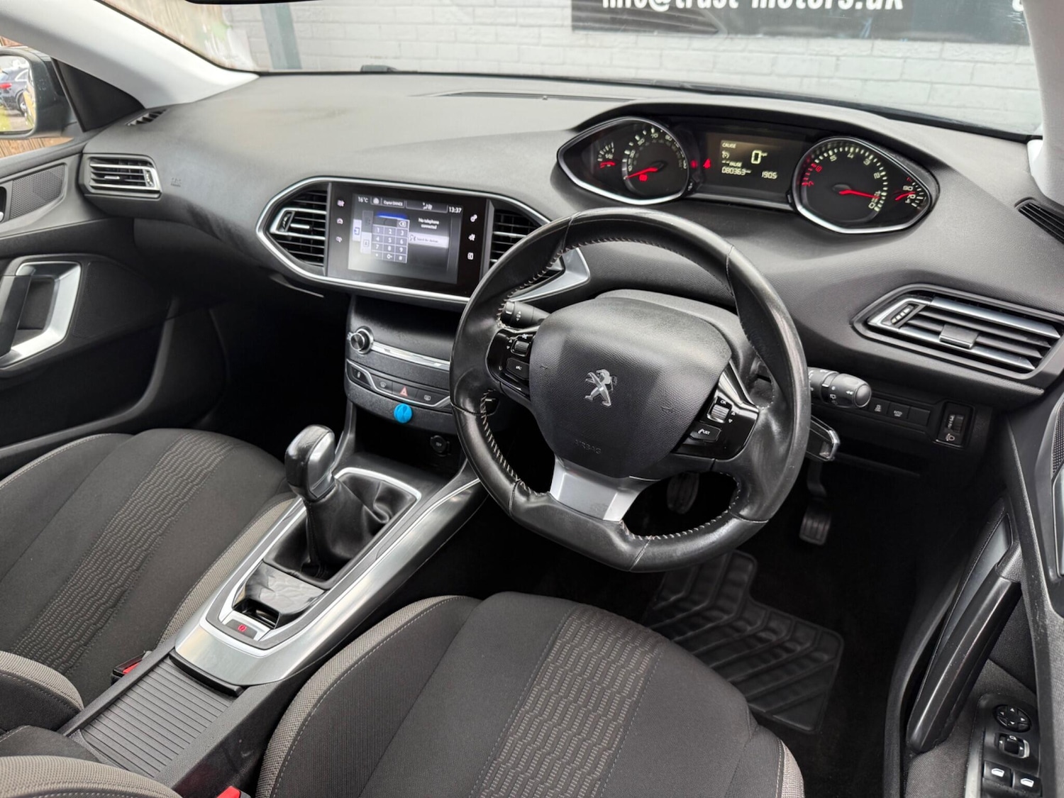 Used Peugeot 308 2015 for sale - 76432737: Photo 19