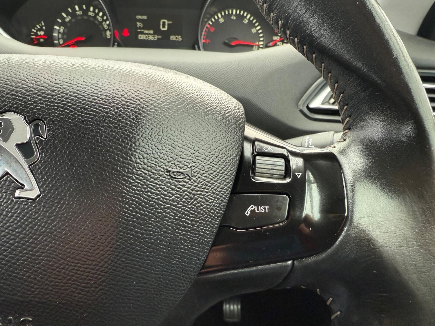 Used Peugeot 308 2015 for sale - 76432737: Photo 27