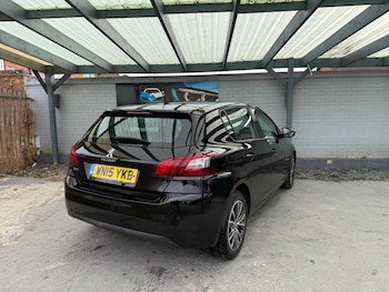 Used Peugeot 308 2015 for sale - 76432737: Photo