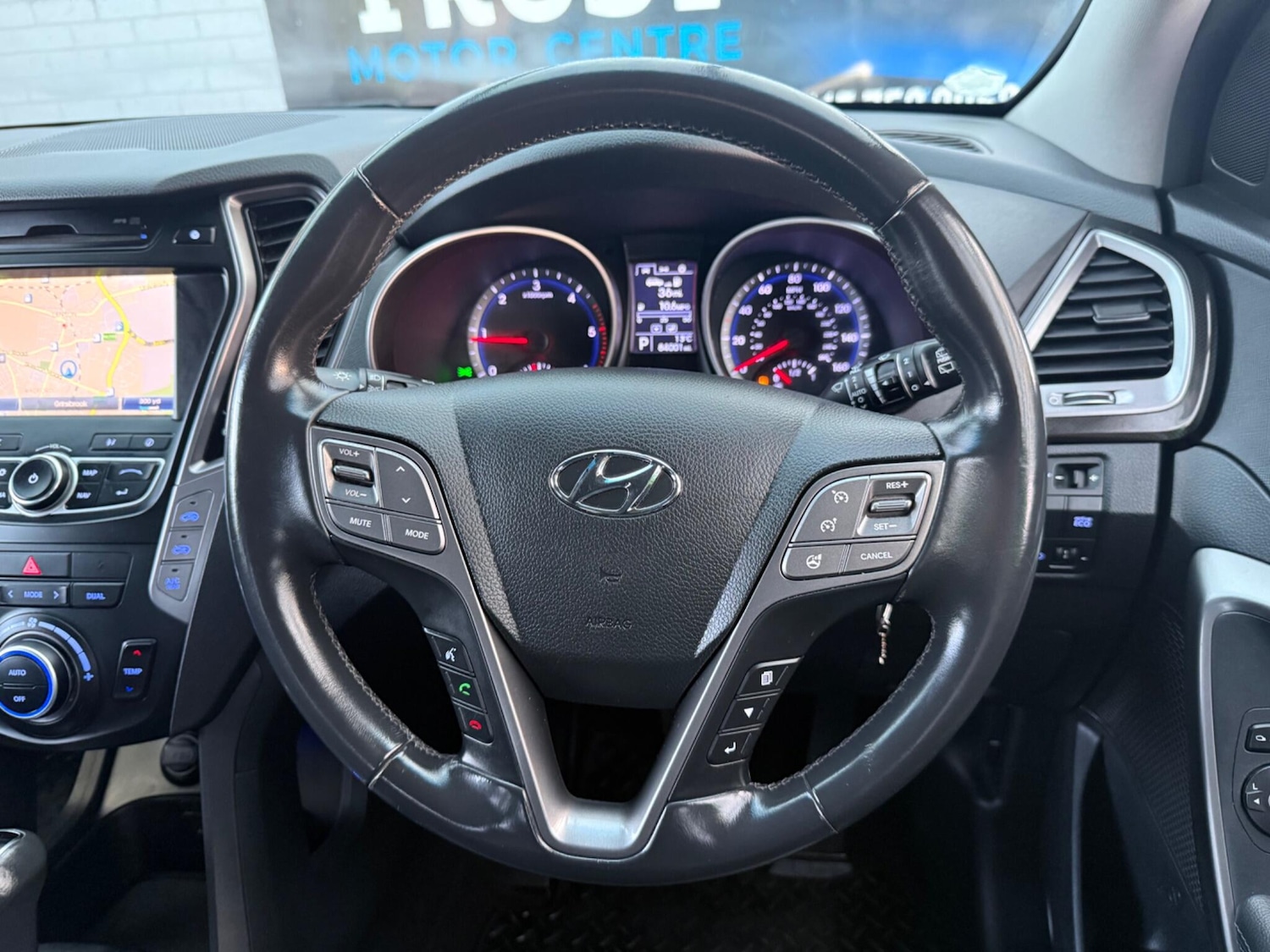 Used Hyundai Santa Fe 2013 for sale - 76572448: Photo 26