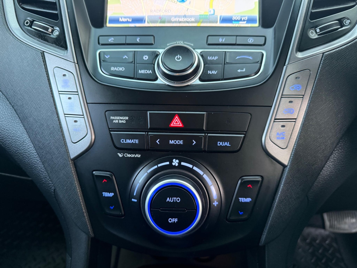 Used Hyundai Santa Fe 2013 for sale - 76572448: Photo 37