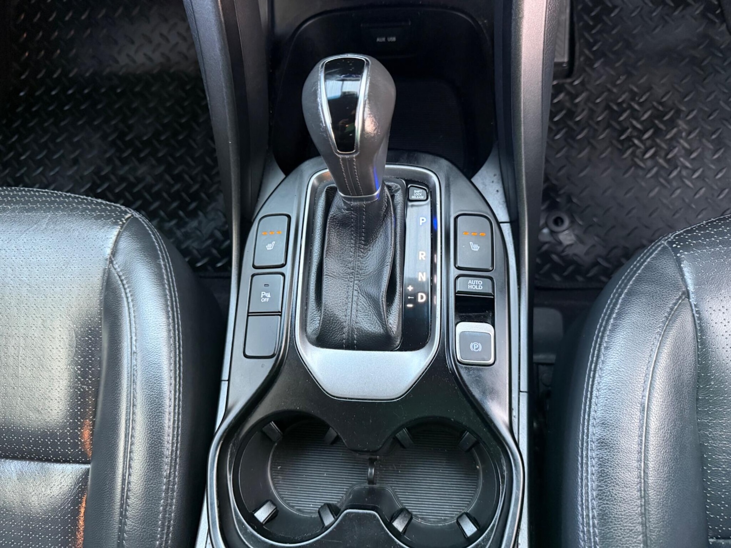 Used Hyundai Santa Fe 2013 for sale - 76572448: Photo 38