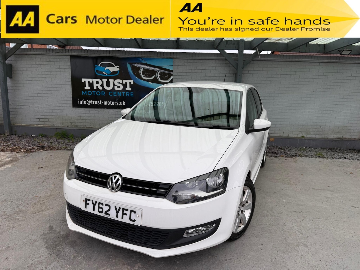 Used Volkswagen Polo 2012 for sale - 76597200: Photo 1
