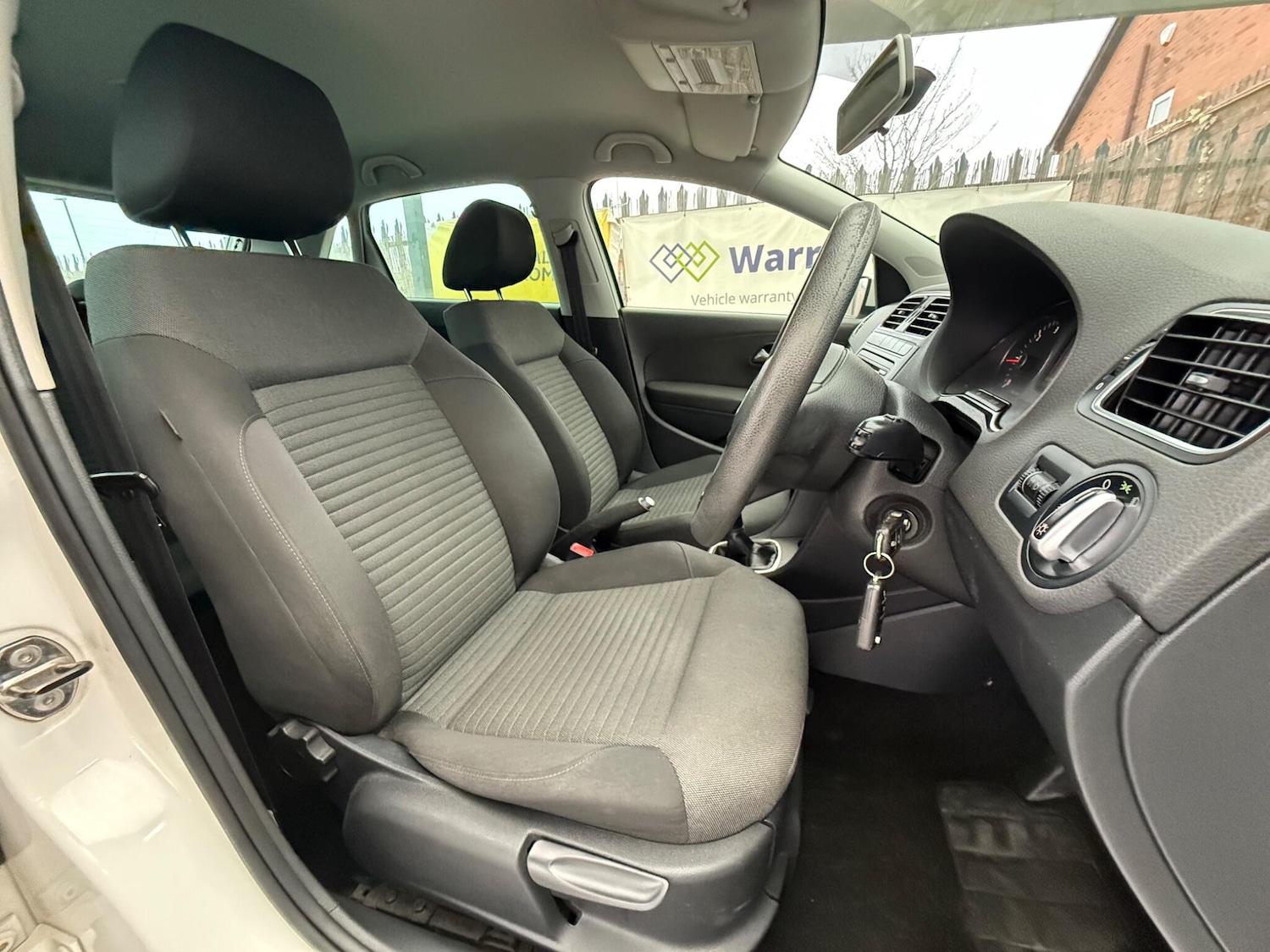 Used Volkswagen Polo 2012 for sale - 76597200: Photo 20