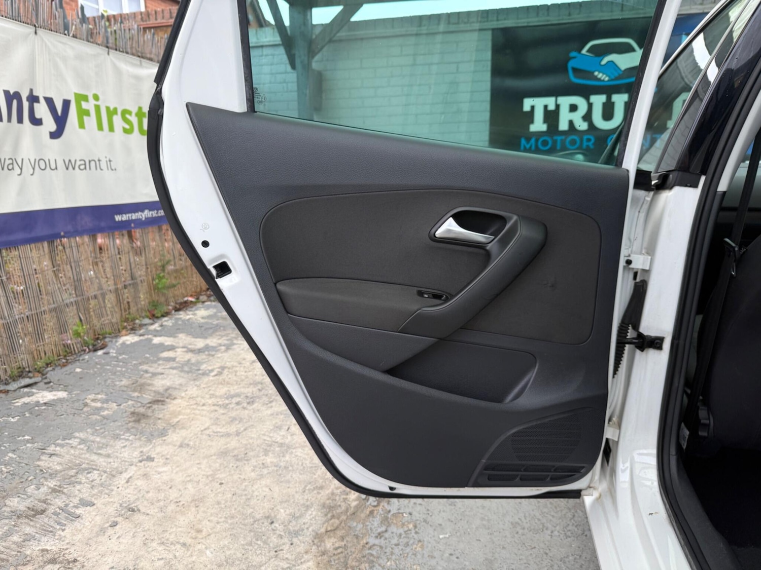 Used Volkswagen Polo 2012 for sale - 76597200: Photo 39