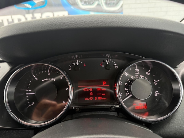 Used Peugeot 3008 2015 for sale - 76306717: Photo 24