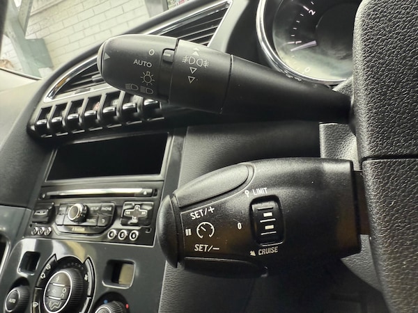 Used Peugeot 3008 2015 for sale - 76306717: Photo 25