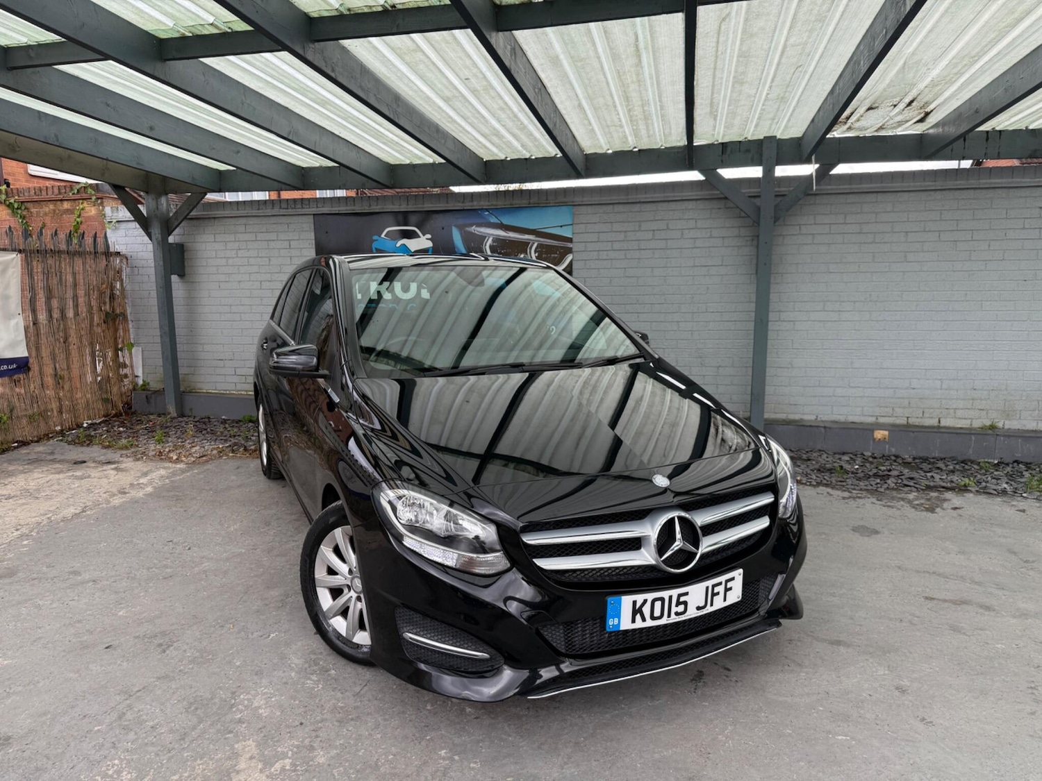 Used Mercedes-Benz B Class 2015 for sale - 76326111: Photo 5