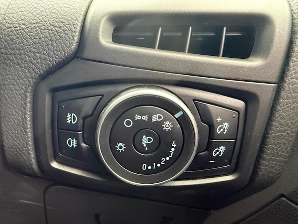 Used Ford Focus 2017 for sale - 76306873: Photo 37