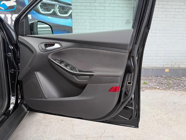 Used Ford Focus 2017 for sale - 76306873: Photo 40