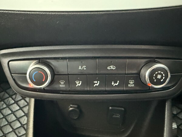 Used Vauxhall Crossland X 2020 for sale - 76306725: Photo 31