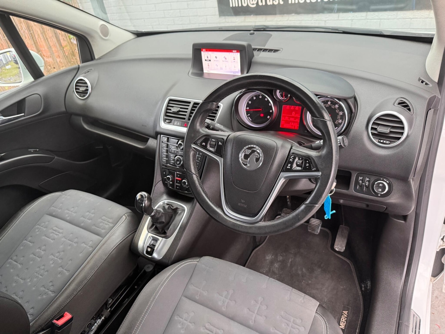 Used Vauxhall Meriva 2015 for sale - 76485359: Photo 17