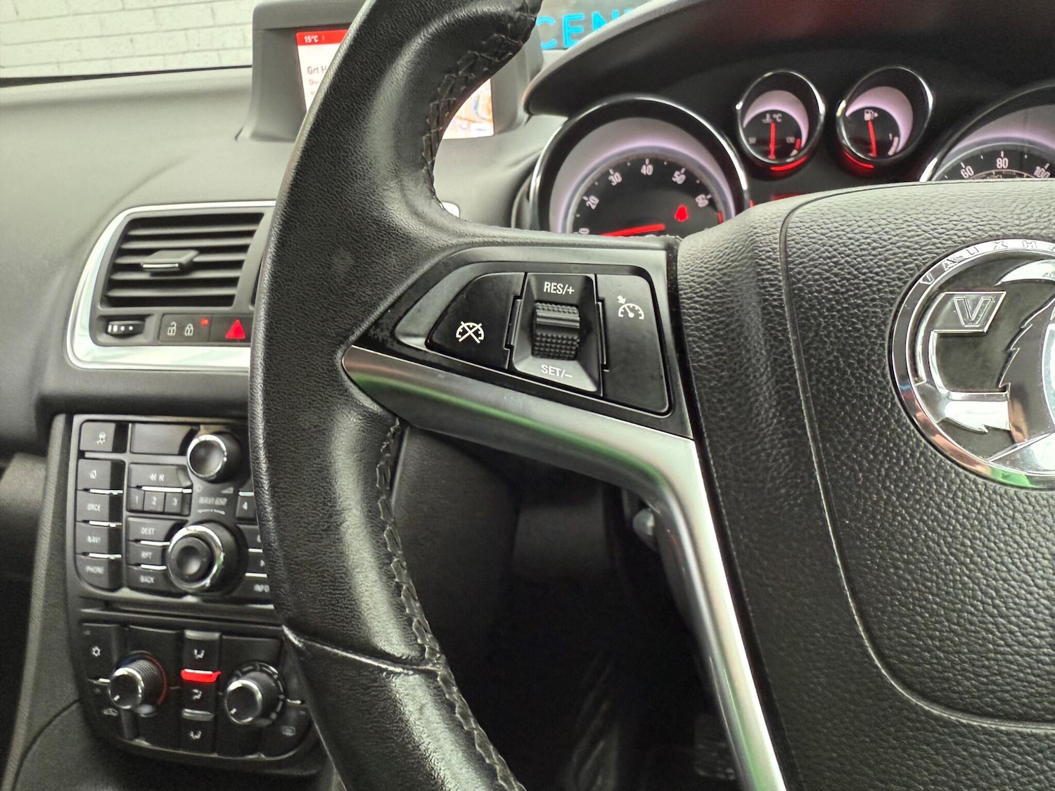 Used Vauxhall Meriva 2015 for sale - 76485359: Photo 25