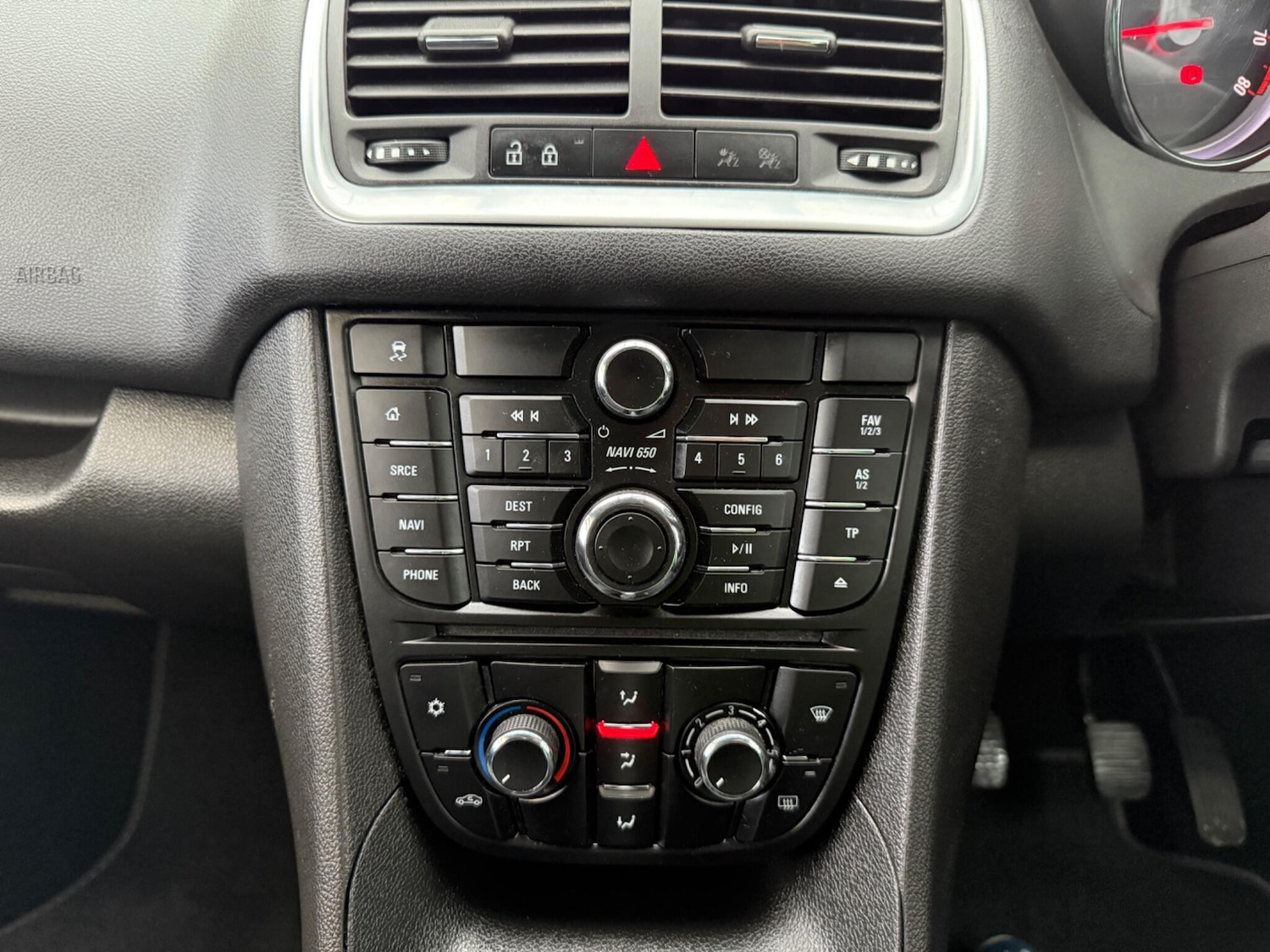 Used Vauxhall Meriva 2015 for sale - 76485359: Photo 34