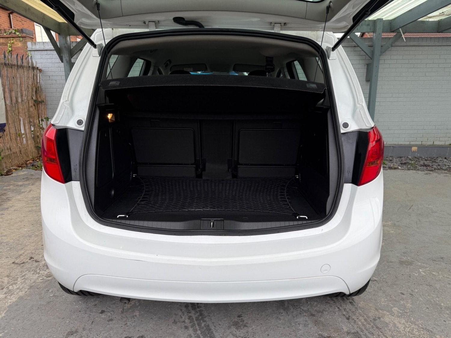 Used Vauxhall Meriva 2015 for sale - 76485359: Photo 38