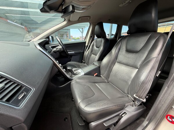 Used Volvo XC60 2014 for sale - 76306213: Photo 23