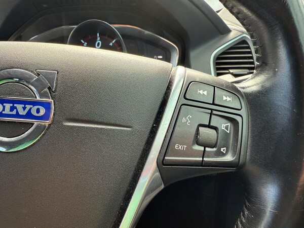 Used Volvo XC60 2014 for sale - 76306213: Photo 28