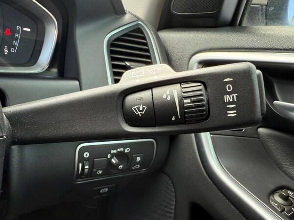 Used Volvo XC60 2014 for sale - 76306213: Photo 30