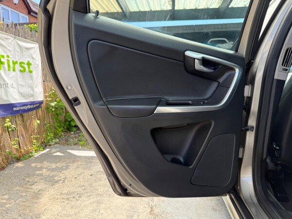 Used Volvo XC60 2014 for sale - 76306213: Photo 42