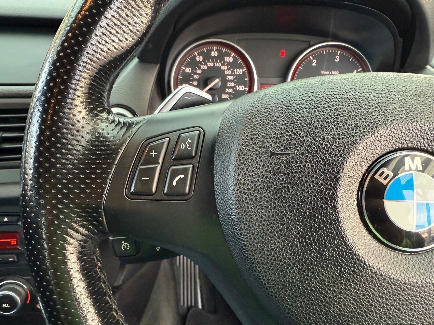 Used BMW X1 2011 for sale - 76572776: Photo 25