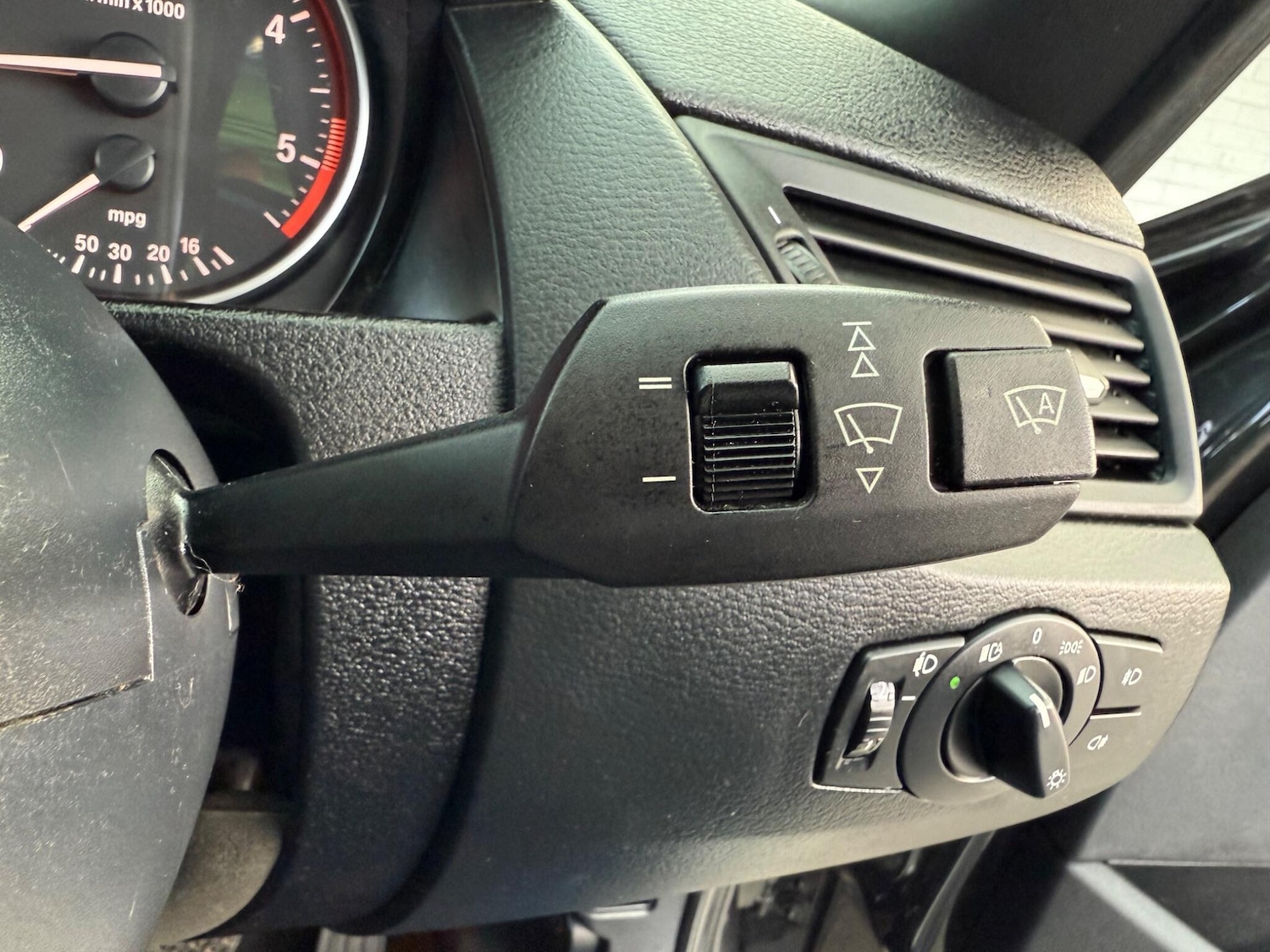 Used BMW X1 2011 for sale - 76572776: Photo 28