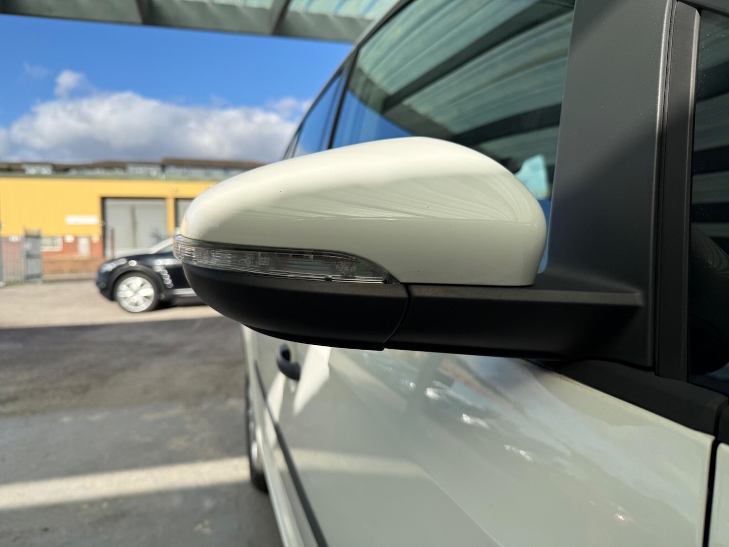 Used Volkswagen Touran 2013 for sale - 76378091: Photo 12
