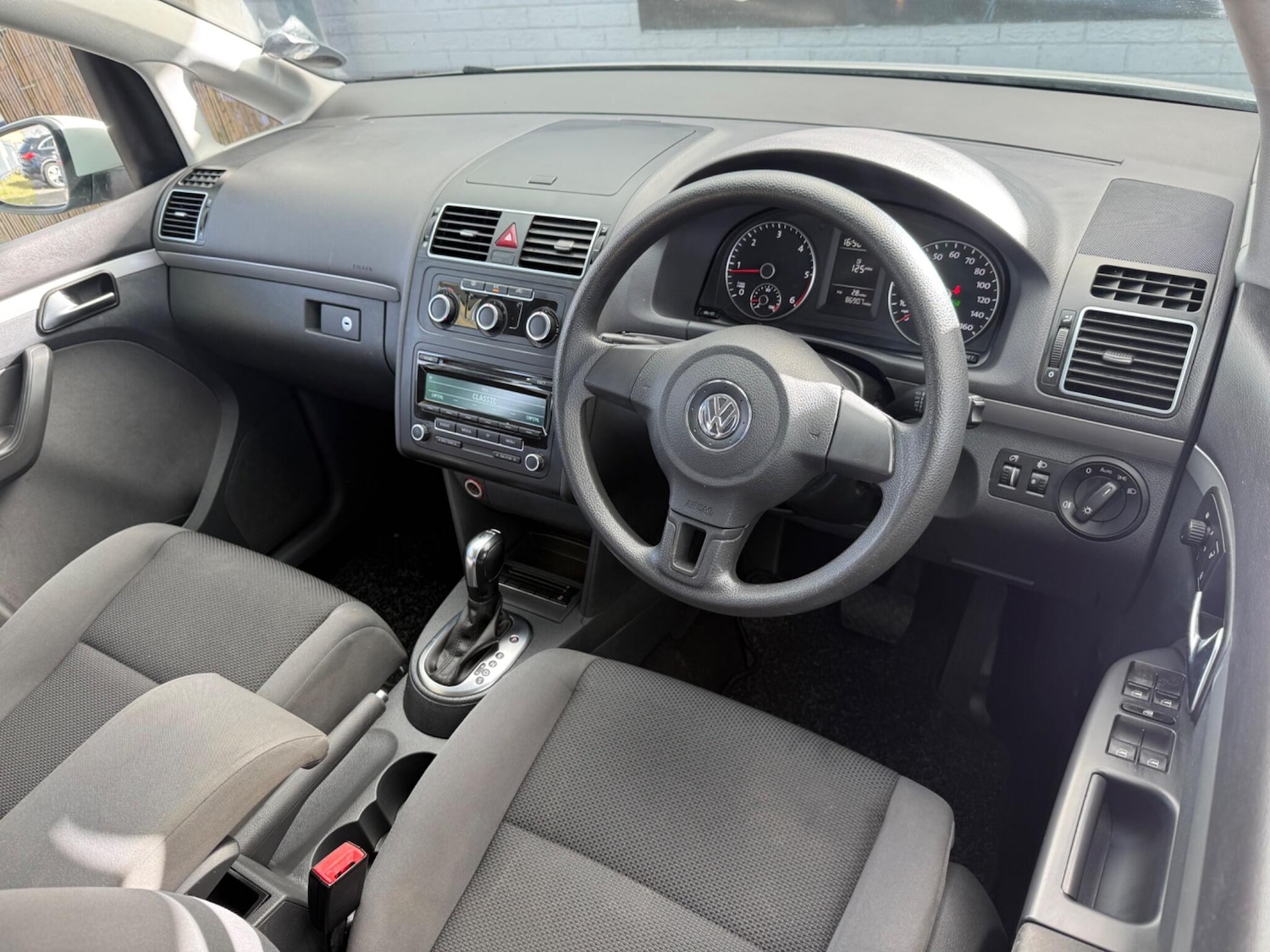 Used Volkswagen Touran 2013 for sale - 76378091: Photo 19