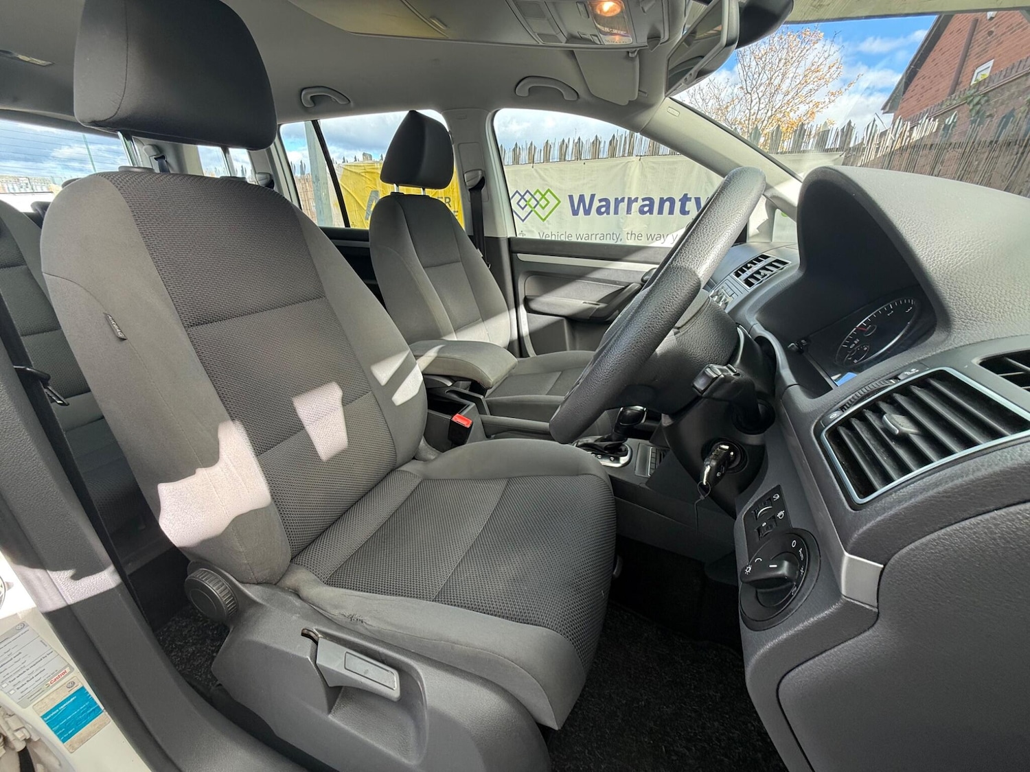 Used Volkswagen Touran 2013 for sale - 76378091: Photo 20
