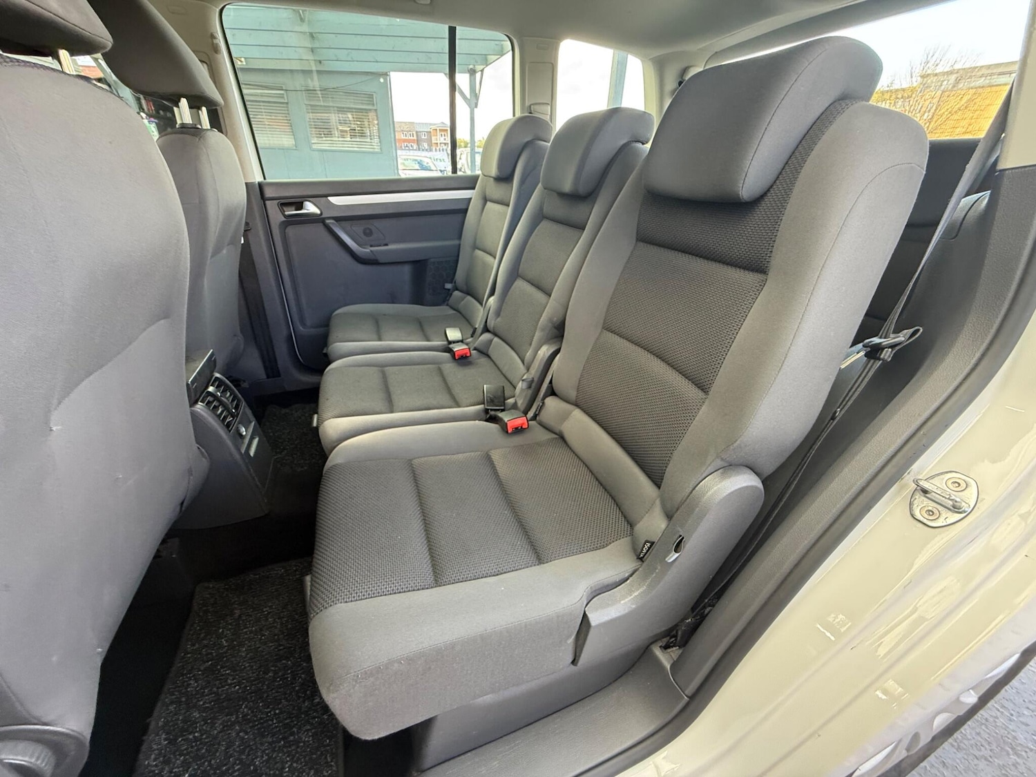 Used Volkswagen Touran 2013 for sale - 76378091: Photo 24