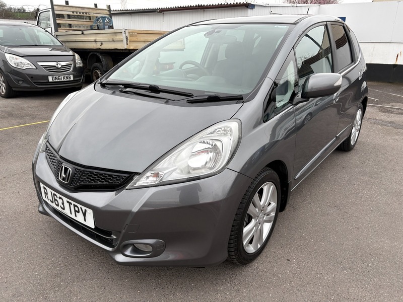 Used Honda Jazz 2014 for sale - 77735282: Photo 3
