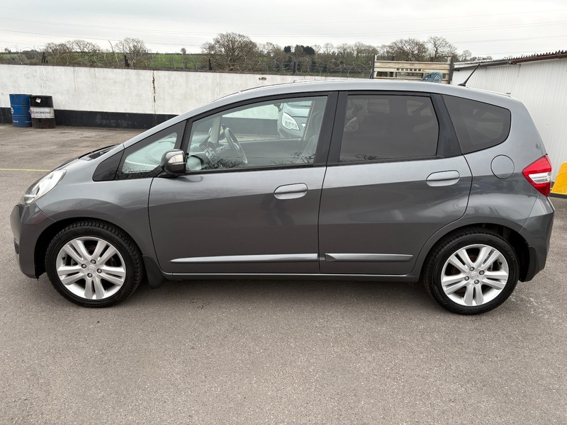 Used Honda Jazz 2014 for sale - 77735282: Photo 4