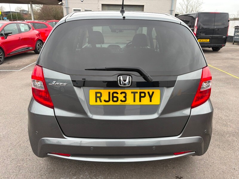 Used Honda Jazz 2014 for sale - 77735282: Photo 6