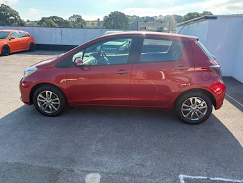 Used Toyota Yaris 2014 for sale - 79210651: Photo